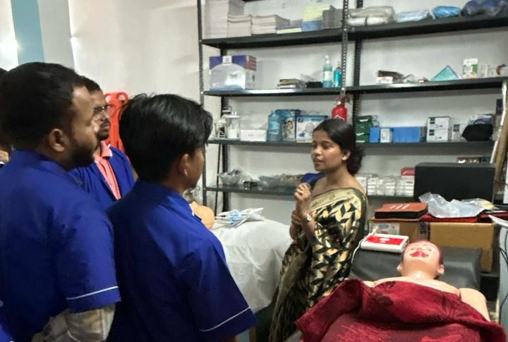 Emergency Medical Technician - Lab activity